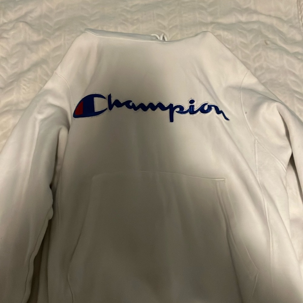 sweatshirt
